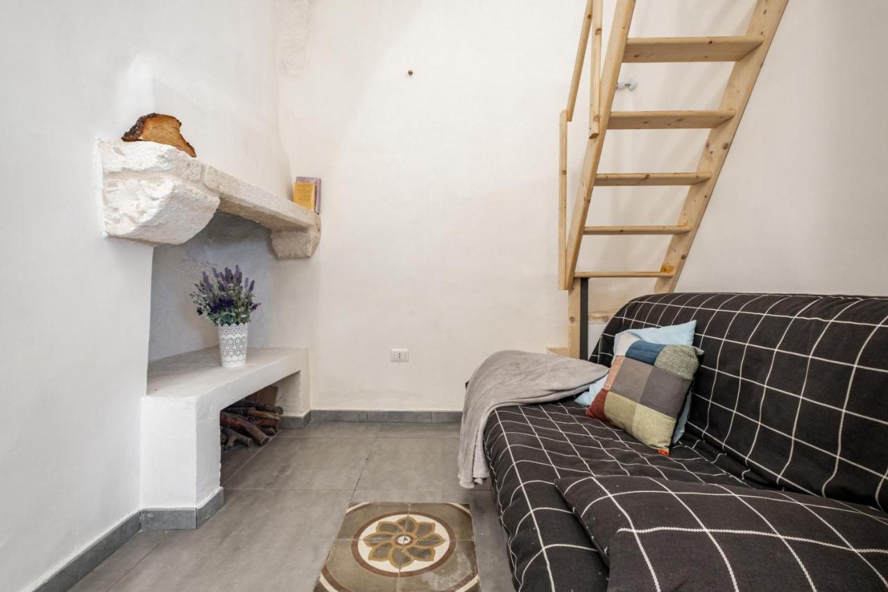 La Casa Nel Vico Pretty Apartment Ostuni Exterior foto
